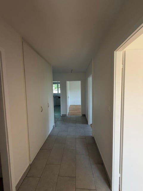Magnifique appartement lumineux de 4 pièces avec balcon à Cortaillod 2