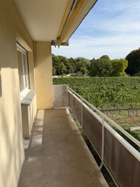 Magnifique appartement lumineux de 4 pièces avec balcon à Cortaillod 12