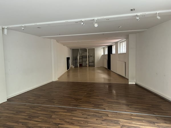 Grosszügiges Ladenlokal an zentraler Lage 3