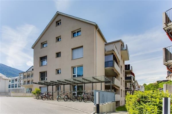 Wunderschöne 2.5 Zimmer-Wohnung im Herzen von Domat/Ems 2