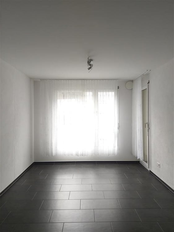 Wunderschöne 2.5 Zimmer-Wohnung im Herzen von Domat/Ems 4