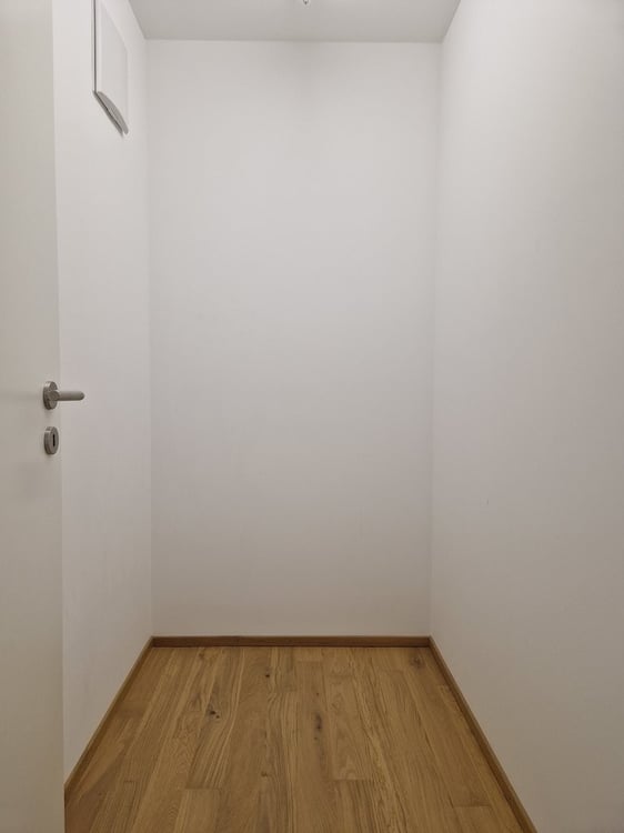 Moderne 3.5 Zimmer-Wohnung in Igis 9
