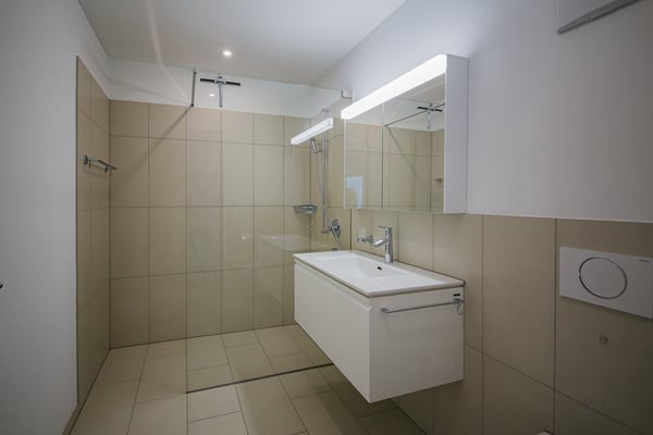 Zeitlose 4.5 Zimmer-Wohnung in Ilanz zu vermieten! 6