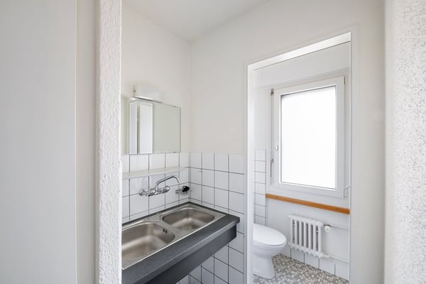 Ihr Gewerbeobjekt über 84m2 im Zentrum von Horw! 3