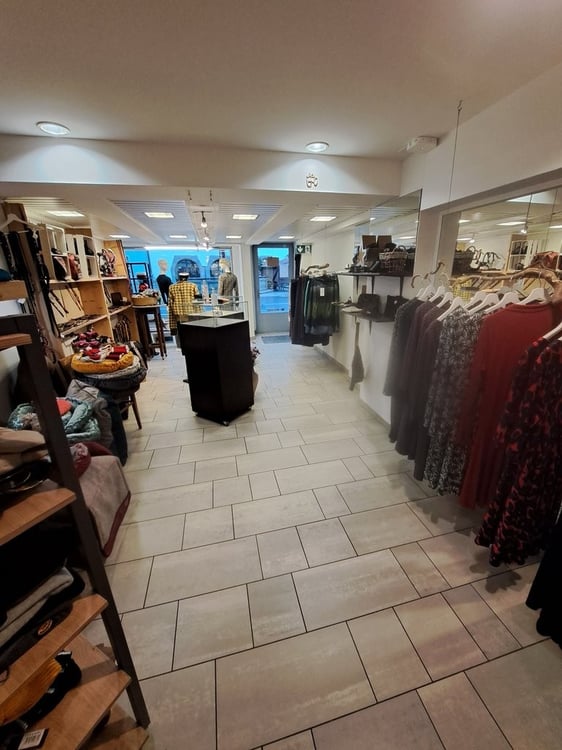 Klein, aber fein - Ladenlokal in der Zuger Altstadt 4