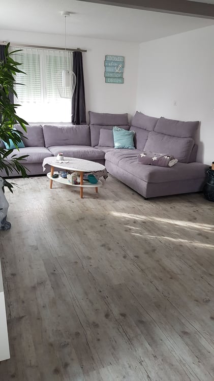 Charmantes Einfamilienhaus in Port – Idyllisches Wohnen mit Garten und Terrasse 2