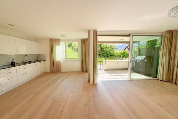 Moderne 3.5-Zimmer-Gartenwohnung mit Abendsonne und grossem Aussenbereich 2