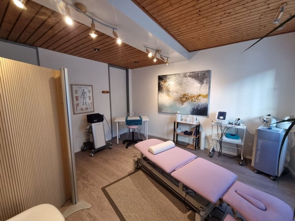 Superbe espace commercial au COEUR DE SAINT-URSANNE 1