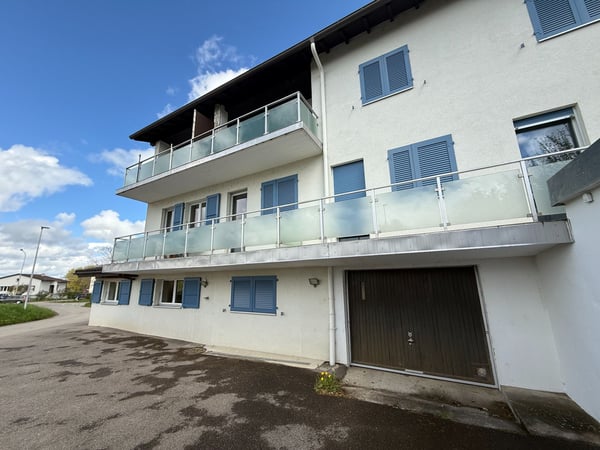 Immeuble très bien entretenu - Appartements tout rénovés - proche autoroute et gare 4