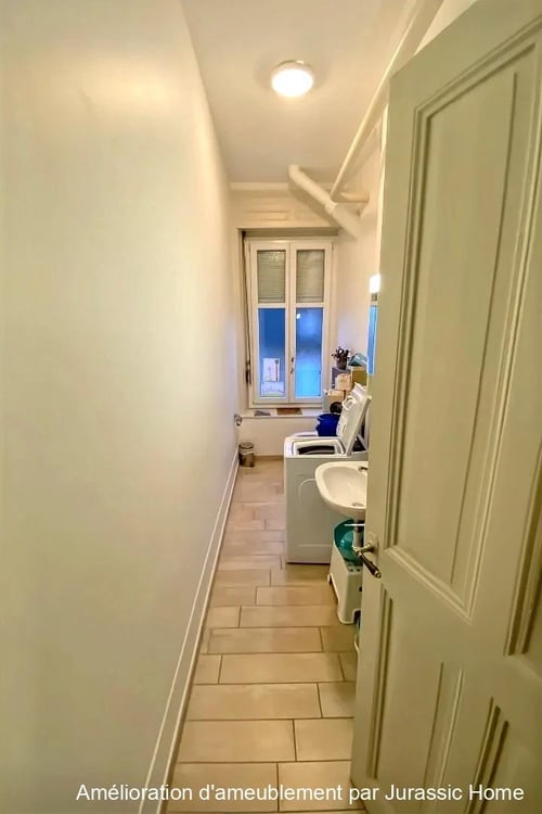 Spacieux appartement au coeur de la vieille ville de Porrentruy 8