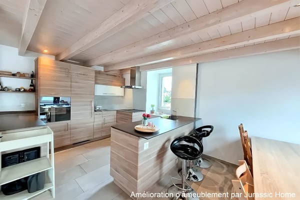 Un sommet de lumière et de tranquillité - pour y vivre ou y investir intelligemment. 5