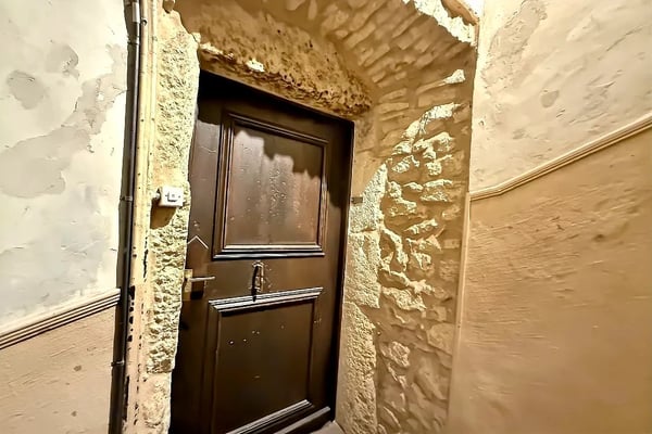 Appartement avec du cachet en vieille-Ville de Porrentruy avec terrasse commune 13