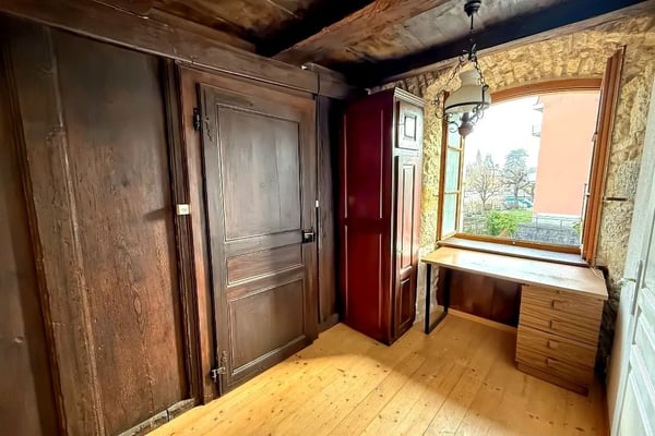 Appartement avec du cachet en vieille-Ville de Porrentruy avec terrasse commune 6