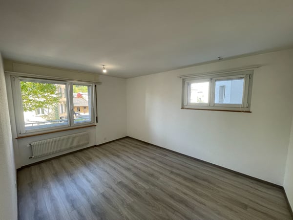 Appartement de 15m2 devant la gare avec balcon 8