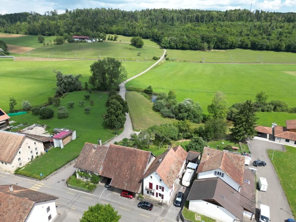 Petit immeuble avec jardin - Produit d'investissement à saisir à Courtemaîche 2