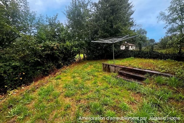 Petit immeuble avec jardin - Produit d'investissement à saisir à Courtemaîche 11