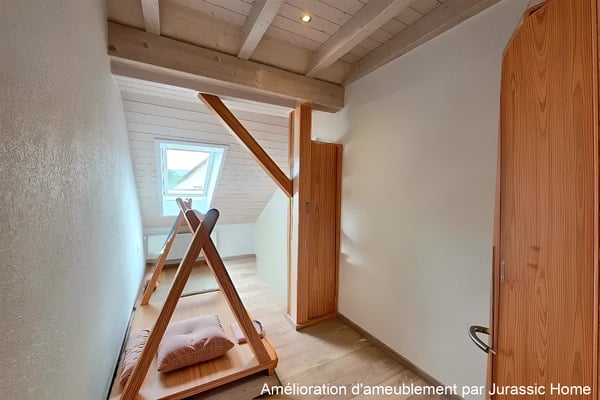 Loft contemporain de 4,5 pièces 153 m² de volumes et de lumière à Alle 12