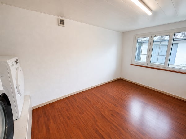 Maison bifamiliale charmante à Grandfontaine – 4.5 pièces avec garage et balcon 6