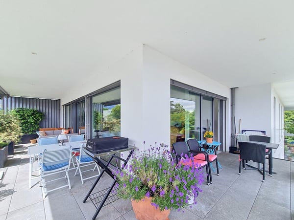 À 3 minutes à pied de la gare avec balcon de 42 m2 8