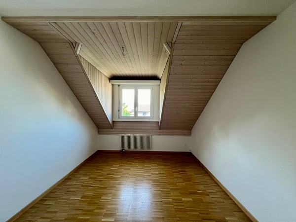 grosszügige und familienfreundliche 1.5-Zimmer-Wohnung 8