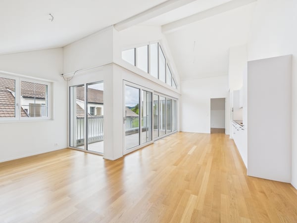 Grosszügige 2.5-Zimmer-Wohnung in naturnaher Lage 3