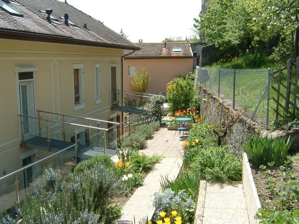 Immeuble locatif rénové au coeur de la vieille ville d'Orbe 2