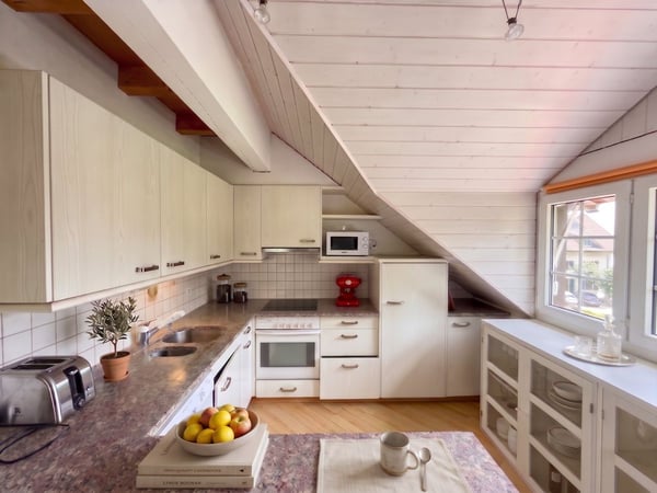 Appartement lumineux avec galerie aménagée en duplex et vue dégagée sur les montagnes - La Rippe 2