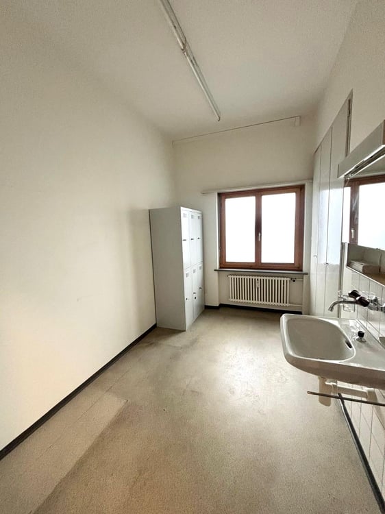 Vielseitig nutzbare-Popup- Gewerbefläche gegenüber Coop/Gemeinde im Zentrum 11