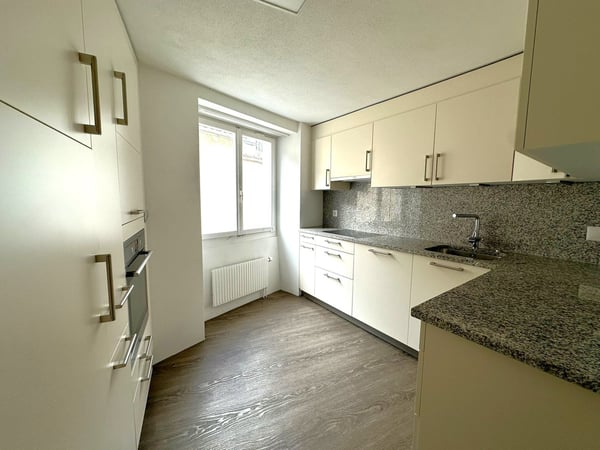 Helle, renovierte Wohnung im historischen Gebäude 4