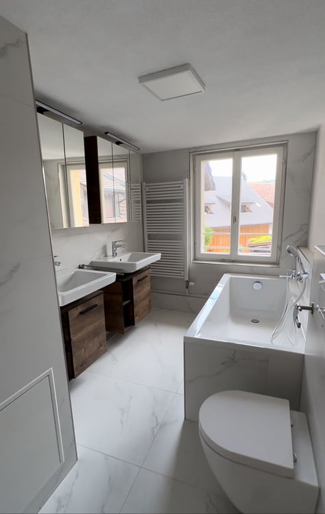 Helle, renovierte 1.5 Zim. Wohnung im historischen Gebäude 7