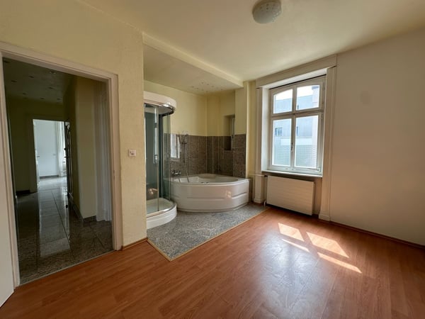 Charmantes Mehrfamilienhaus mit Geschichte in Erlen 6