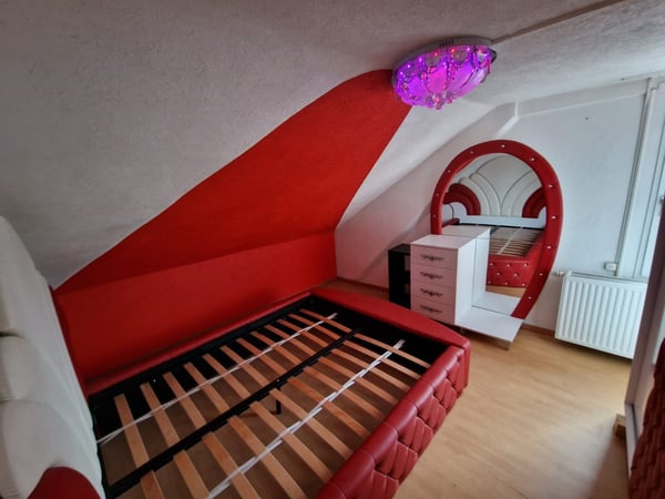 240CHF/Tag Vermietung von einzelnen Zimmern für exklusives Etablissement 3