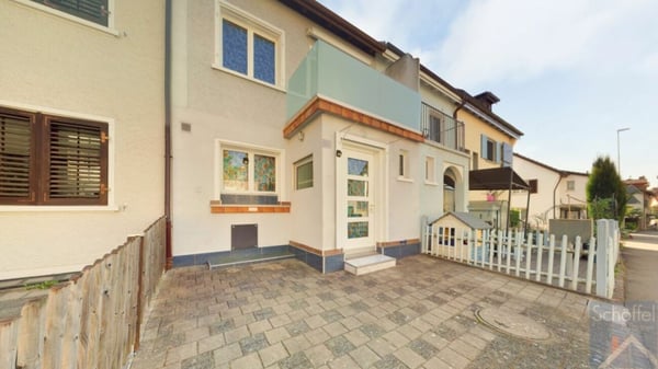 Charmantes 4-Zimmer-Reihenhaus mit Terrasse und Entwicklungspotenzial 3