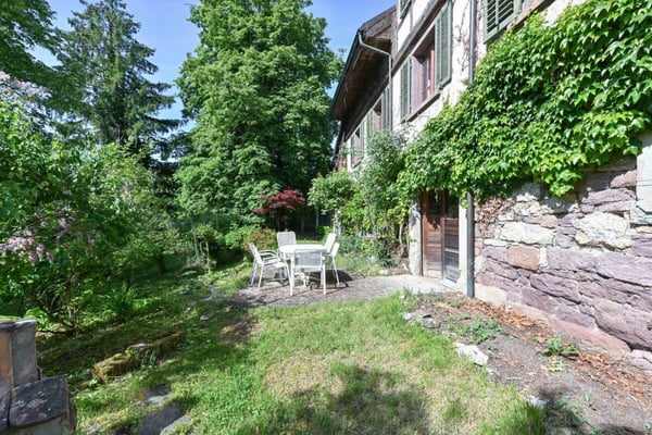 Freistehendes Einfamilienhaus mit Einliegerwohnung und viel Platz 18
