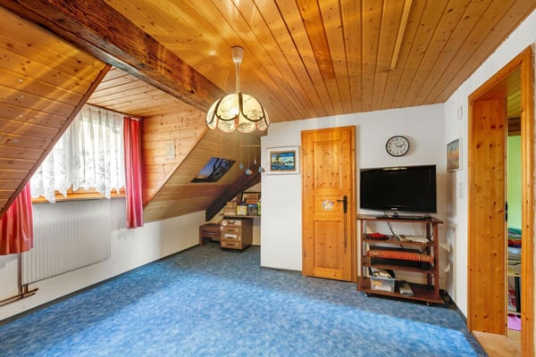 7 ½-Zimmer-Einfamilienhaus mit aussergewöhnlichem Raumangebot 28