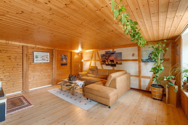 7 ½-Zimmer-Einfamilienhaus mit aussergewöhnlichem Raumangebot 6