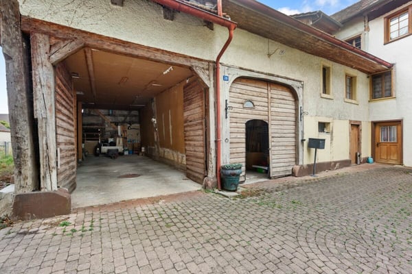 7 ½-Zimmer-Einfamilienhaus mit aussergewöhnlichem Raumangebot 9