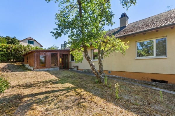 Grosszügiges 6½-Zimmer-Einfamilienhaus mit Doppelgarage 18