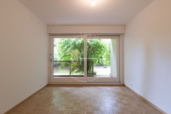 En exclusivité: Appartement rénové dans un environnement privilégié 5