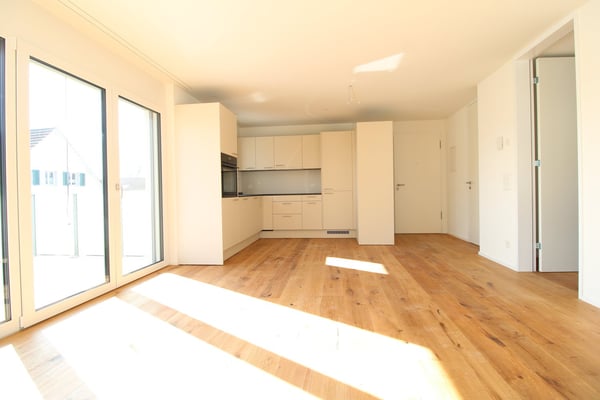 2.5 Zimmer-Neubauwohnung - Modern mit Dorfcharakter 2