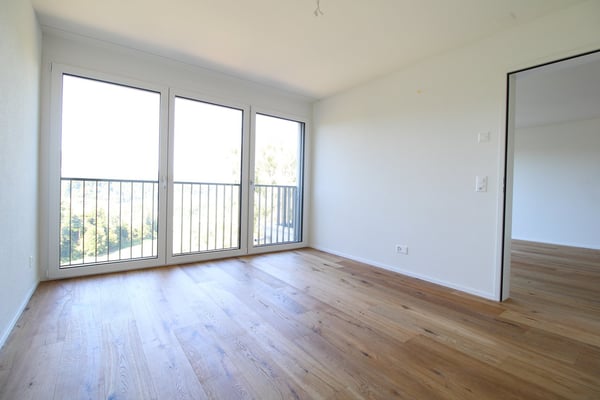 Moderne 2.5-Zimmer-Wohnung mit herrlichem Ausblick 6
