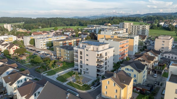 Moderne 4.5-Zimmerwohnung mit zwei Bädern und gemütlichem Sitzplatz 10