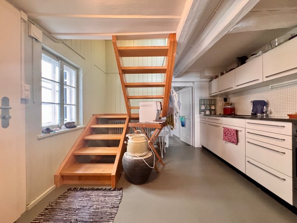 4 Zimmer Hausteil für Altbauliebhaber 6