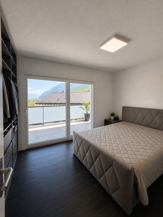 Maison familiale moderne de 5.5 pièces à Saxon – Vue panoramique sur les montagnes 12