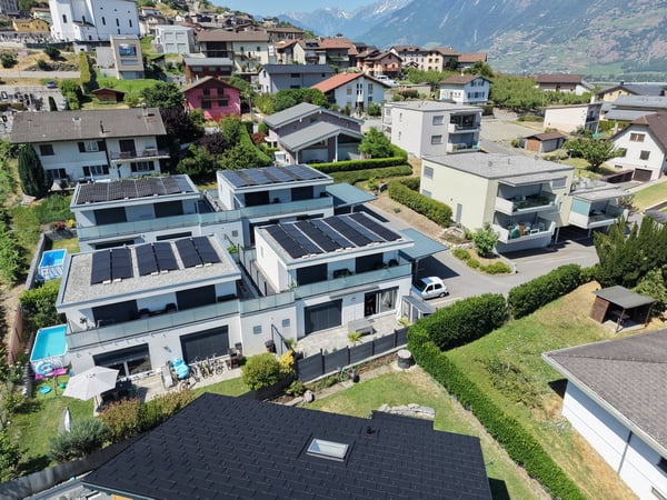 Maison familiale moderne de 5.5 pièces à Saxon – Vue panoramique sur les montagnes 2