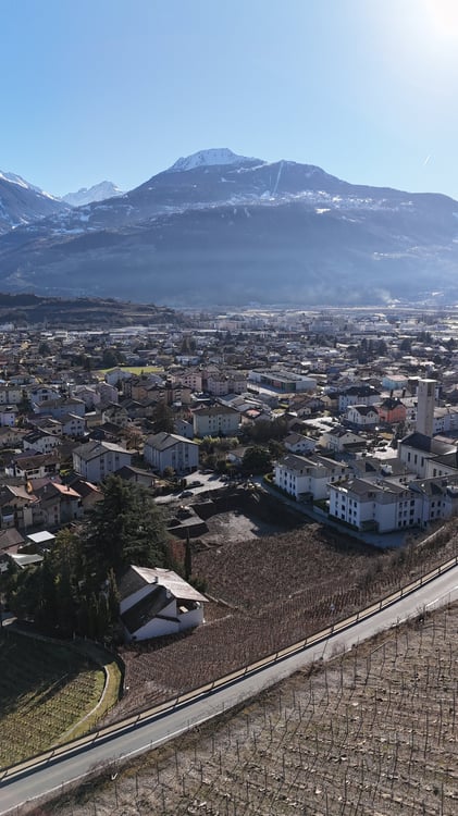 Appartement neuf de 3,5 pièces avec vue panoramique à Conthey 9