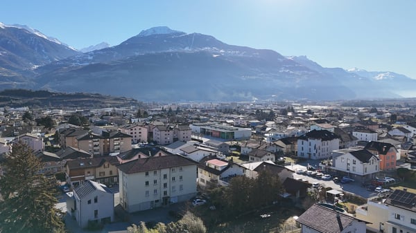 Appartement neuf de 3,5 pièces avec vue panoramique à Conthey 10