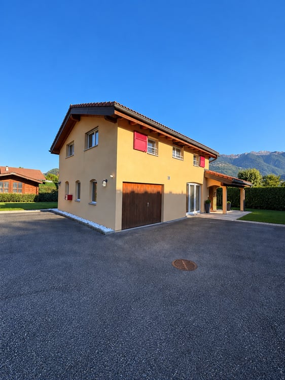 Charmante villa de 5.5 pièces à Conthey – Disponible immédiatement 1