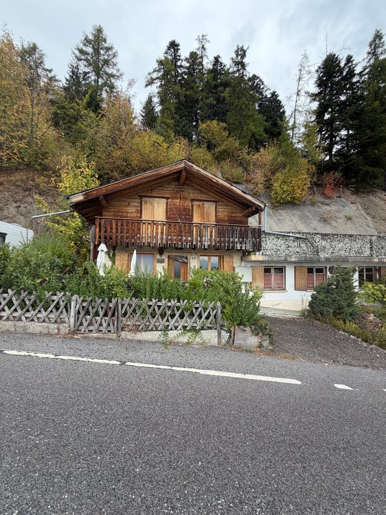 Chalet chaleureux de 4,5 pièces avec vue et garage à Chamoson 10