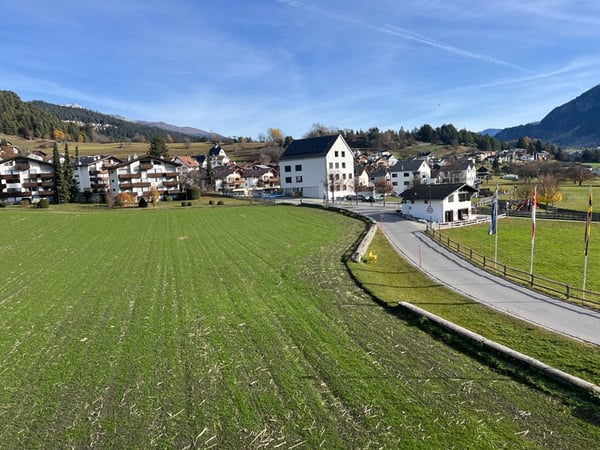 Die attraktive und schön renovierte 1-Zimmerwohnung in Sagogn 12